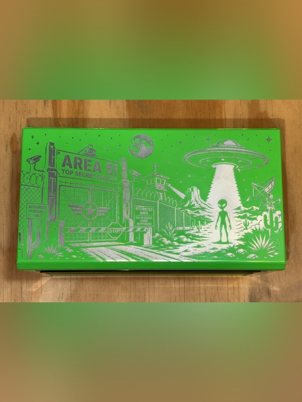 NEW Custom Laser engraved Mini Metal toolbox Green Space Alien Silver Army War